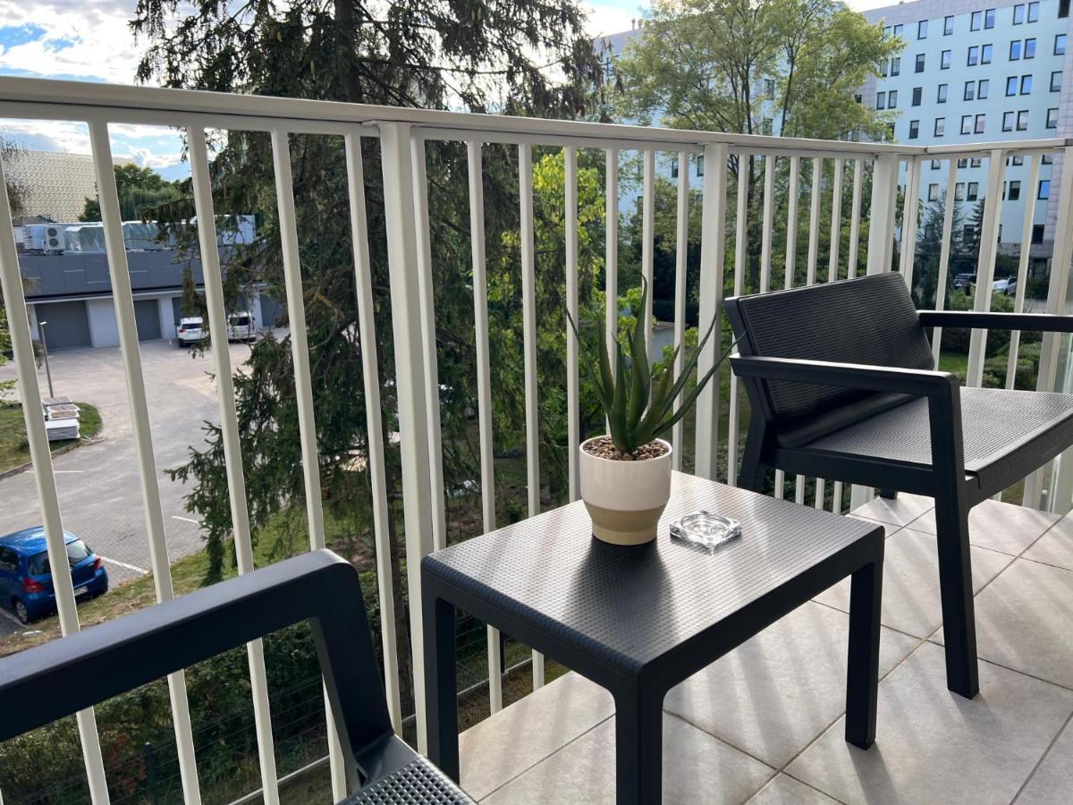Family & Business Elegant Apartments Ul Lotnicza Centrum Galeria Korona - 1 Bedroom, Terrace, Air Conditioning, Garage - New! Келце Екстериор снимка